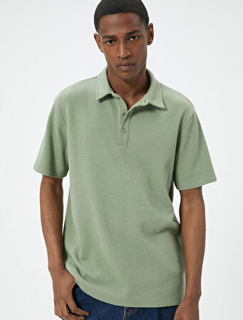 Yakalı Tişört Düğme Detaylı Kısa Kollu Dokulu