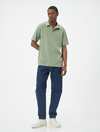 Yakalı Tişört Düğme Detaylı Kısa Kollu Dokulu