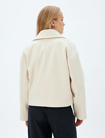 Kruvaze Kısa Kaşe Kaban Cepli Düğmeli