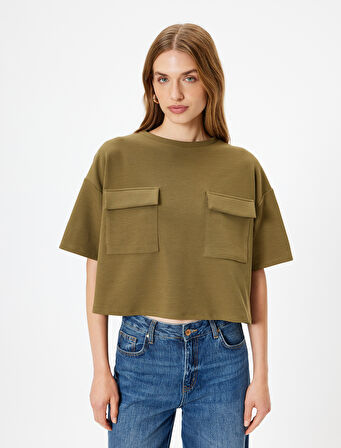 Kapaklı Cep Detaylı Crop Tişört Kısa Kollu Bisiklet Yaka