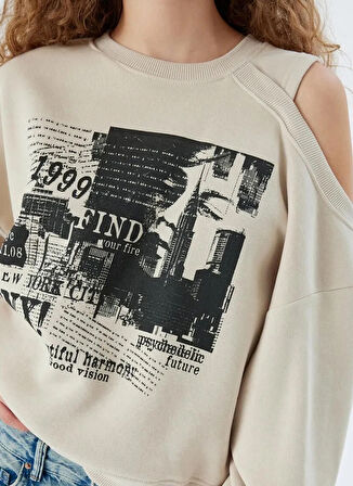 Koton Bisiklet Yaka Bej Kadın Sweatshırt 5WAL10200IK