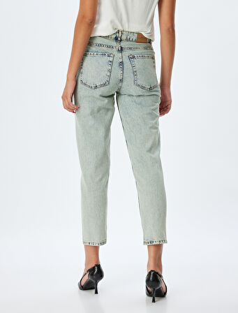 Mom Fit Kot Pantolon Standart Bel Yırtmaç Detaylı Düğmeli Cepli Pamuklu - Mom Fit Jeans
