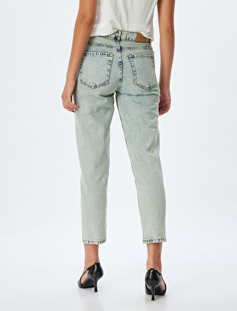 Mom Fit Kot Pantolon Standart Bel Yırtmaç Detaylı Düğmeli Cepli Pamuklu - Mom Fit Jeans