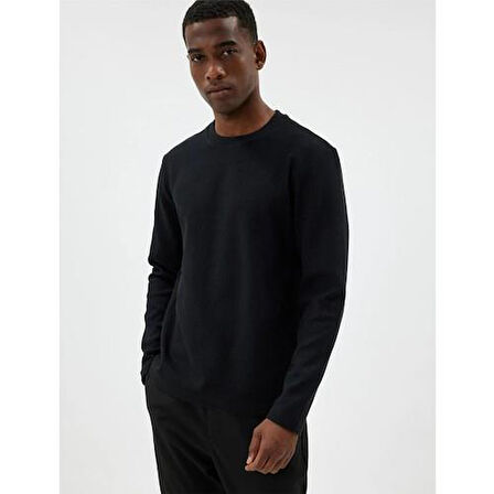 SWEATSHIRTS