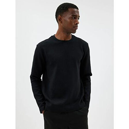 SWEATSHIRTS