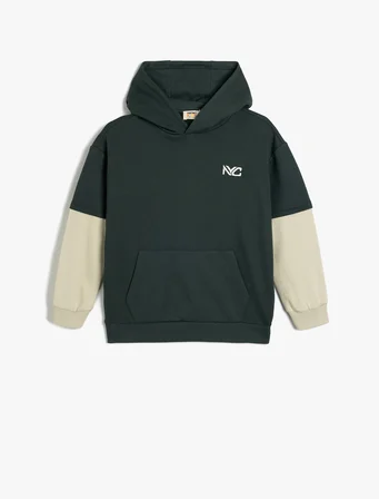 Kapşonlu Sweatshirt Baskı Detaylı Uzun Kollu Pamuklu