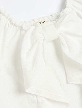 Bluz Fiyonk Detaylı Yuvarlak Yaka Kısa Kollu