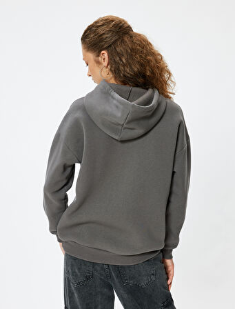 Oversize Kapüşonlu Sweatshirt Kolej Baskılı Şardonlu
