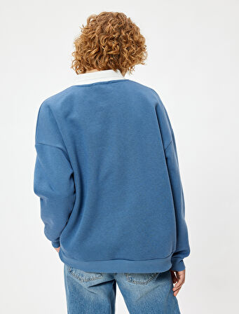 Polo Yaka Sweatshirt Kolej Baskılı Uzun Kollu