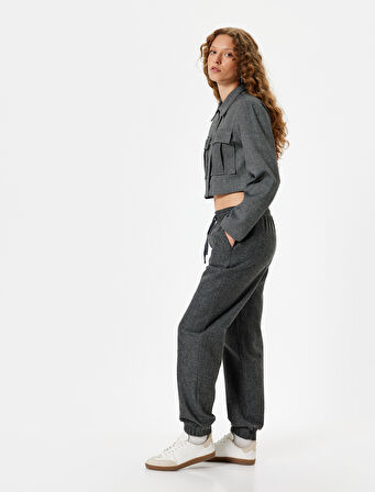 Jogger Pantolon Beli Bağcıklı Cep Detaylı Kırçıllı