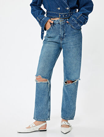Standart Bel Düz Paça Yıpratılmış Kot Pantolon - Straight Fit Jeans