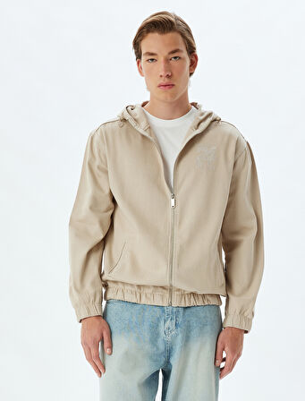 Fermuarlı Pamuklu Cep Detaylı İşlemeli Kapşonlu Kot Ceket