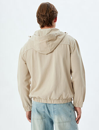 Fermuarlı Pamuklu Cep Detaylı İşlemeli Kapşonlu Kot Ceket