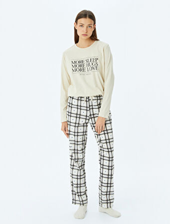 Pamuklu Uzun Kollu Kareli Pijama Takımı