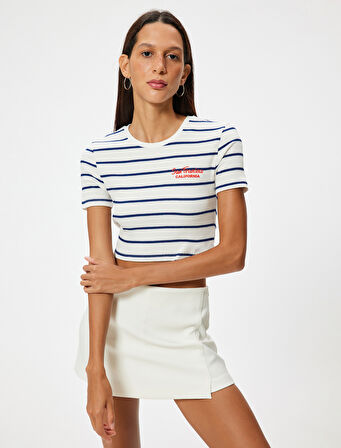 Crop Tişört Bisiklet Yaka Slogan İşlemeli Slim Fit
