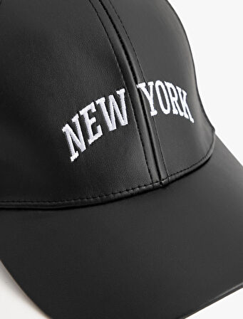 Suni Deri Cap Şapka İşleme Detaylı