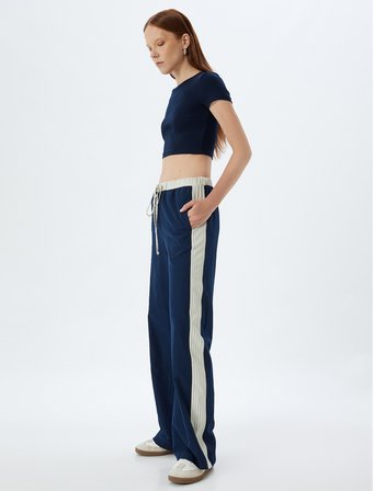 Basic Crop Body Viskon Kumaş Kısa Kollu Bisiklet Yaka Slim Fit