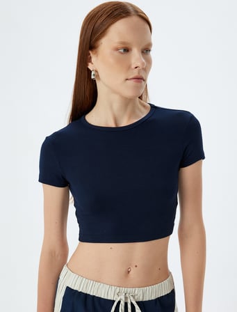 Basic Crop Body Viskon Kumaş Kısa Kollu Bisiklet Yaka Slim Fit