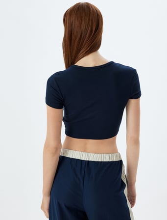 Basic Crop Body Viskon Kumaş Kısa Kollu Bisiklet Yaka Slim Fit
