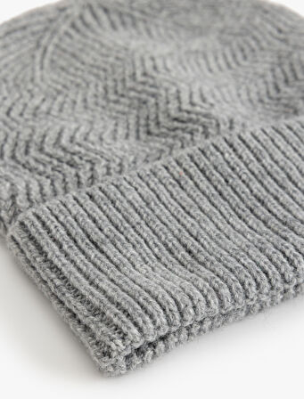 Basic Bere Örgü Dokulu Katlama Detaylı