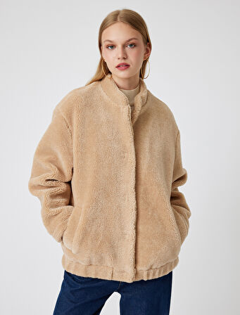 Oversize Peluş Ceket Cep Detaylı Çıtçıt Düğmeli Bomber Yaka