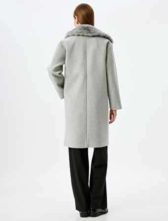 Yakası Çıkarılabilir Suni Kürk Detaylı Uzun Oversize Kaşe Kaban 