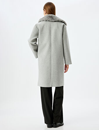 Yakası Çıkarılabilir Suni Kürk Detaylı Uzun Oversize Kaşe Kaban 