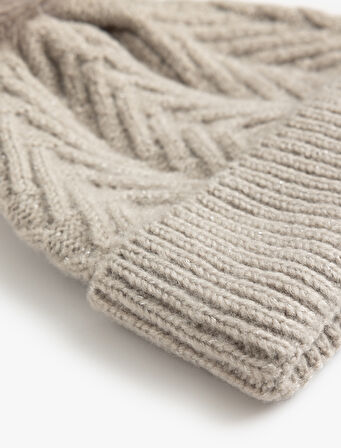 Örgü Bere Ponpon Detaylı Dokulu Katlı