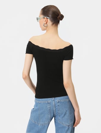 Omzu Açık Tişört Dantel Detaylı Drapeli Kısa Kollu Slim Fit
