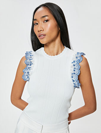 Fırfırlı Fisto Detaylı Üst Kolsuz Renk Kontrastlı İnce Triko