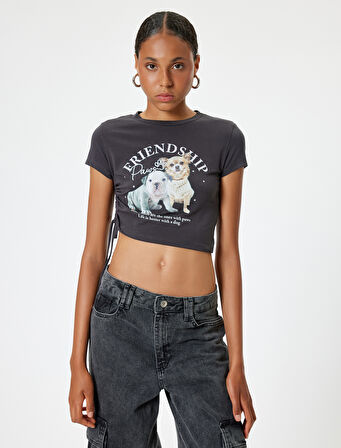 Crop Tişört Köpek Baskılı Büzgülü Slim Fit Bisiklet Yaka