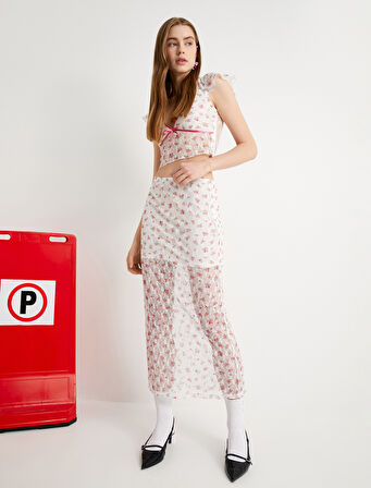 Çiçekli Tül Dantel Bluz Crop Fiyonk Detaylı Fırfırlı V Yaka Slim Fit