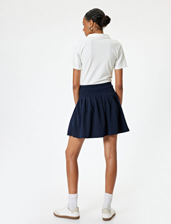 Polo Yaka Elbise Mini Pileli Kısa Kollu Kolej Nakışlı Pike Kumaş