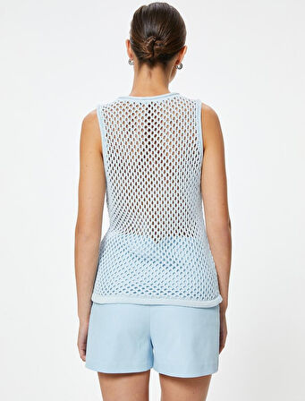 Koton X Sibil Çetinkaya - Kroşe Kolsuz Üst Çiçek Aplike Detaylı Yuvarlak Yaka Fileli Ajurlu