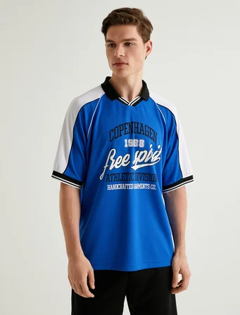 Oversize Tişört Polo Yaka Slogan Baskılı Çizgi Detaylı Kısa Kollu