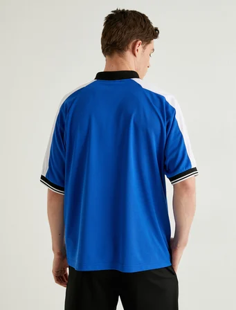 Oversize Tişört Polo Yaka Slogan Baskılı Çizgi Detaylı Kısa Kollu
