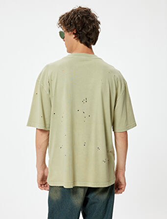 Oversize Tişört Yıpratma Detaylı Kısa Kollu Bisiklet Yaka Pamuklu