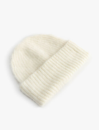 Örgü Bere Yumuşak Dokulu Katlama Detaylı