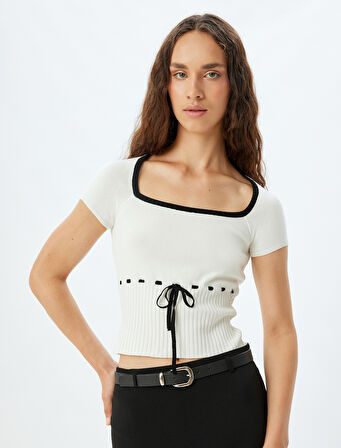 Crop Kazak Kısa Kollu Fiyonk Detaylı Kare Yaka Slim Fit