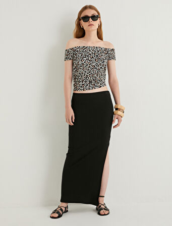 Leopar Desenli Crop Bluz Kayık Yaka Slim Fit