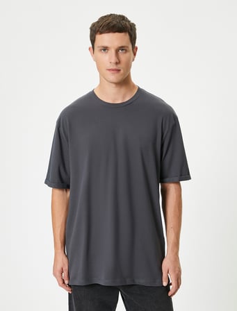 Basic Oversize Tişört Bisiklet Yaka Kısa Kollu