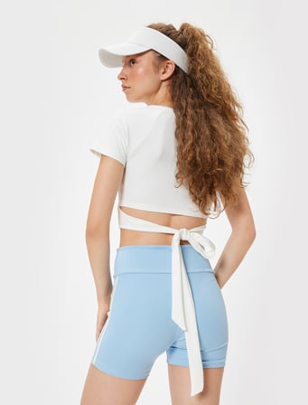 Spor Crop Tişört Bağlama Detaylı Slim Fit Bisiklet Yaka
