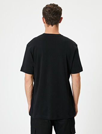 Basic Tişört Cep Detaylı Bisiklet Yaka Kısa Kollu Pamuklu