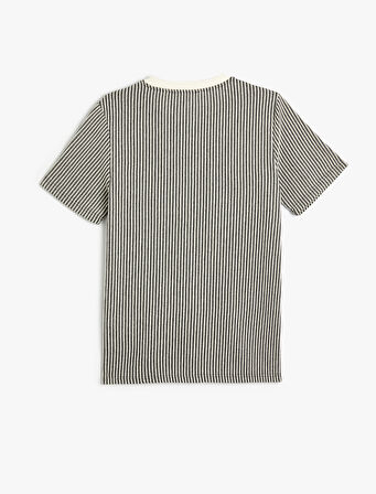 Cepli Dokulu Tişört Kısa Kollu Bisiklet Yaka Regular Fit