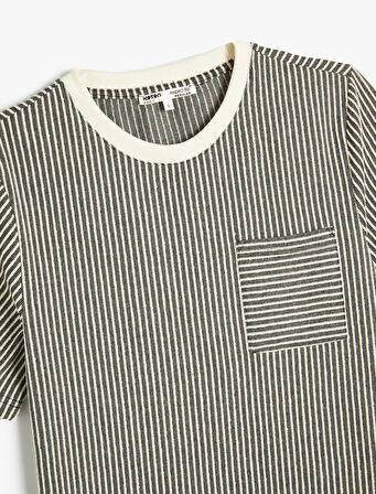 Cepli Dokulu Tişört Kısa Kollu Bisiklet Yaka Regular Fit