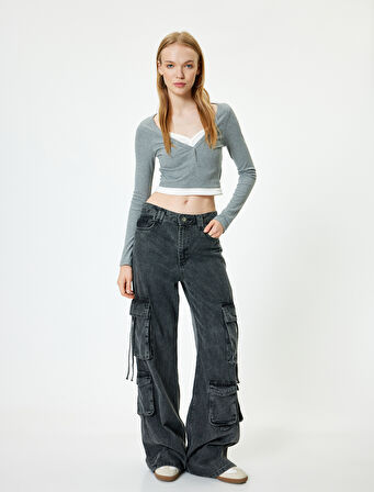 Uzun Kollu Tişört Düğmeli V Yaka Atlet Detaylı