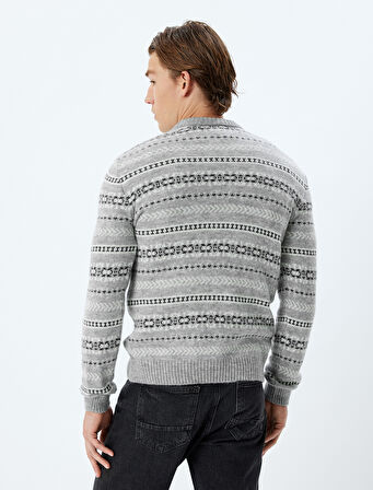 Bisiklet Yaka Desenli Triko Kazak