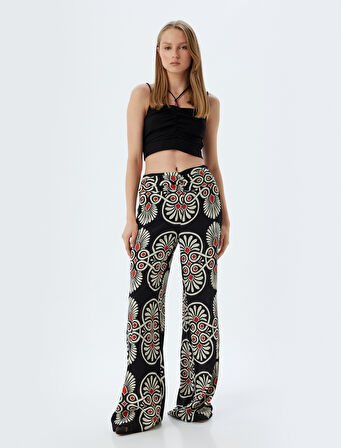 Koton X Melis Ağazat - Askılı Crop Atlet Boyundan Bağlama Detaylı Darapeli Slim Fit