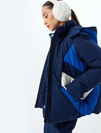 Renk Bloklu Çıkarılabilir Kapüşonlu Su Geçirmez Kayak Montu