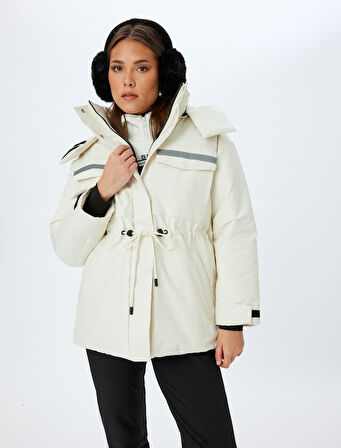 Kemerli Kapüşonlu Su Geçirmez Kayak Montu